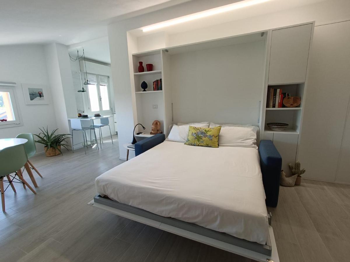 Appartement Residenza Adamo Ed Eva à Pordenone Extérieur photo