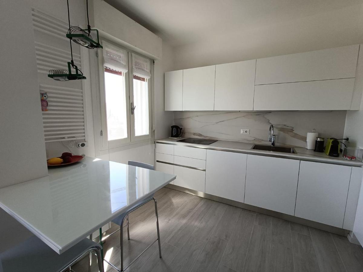 Appartement Residenza Adamo Ed Eva à Pordenone Extérieur photo