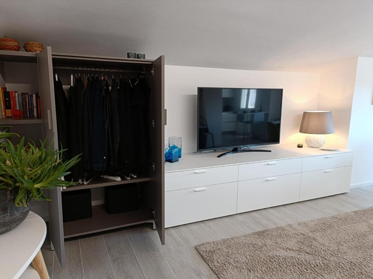 Appartement Residenza Adamo Ed Eva à Pordenone Extérieur photo